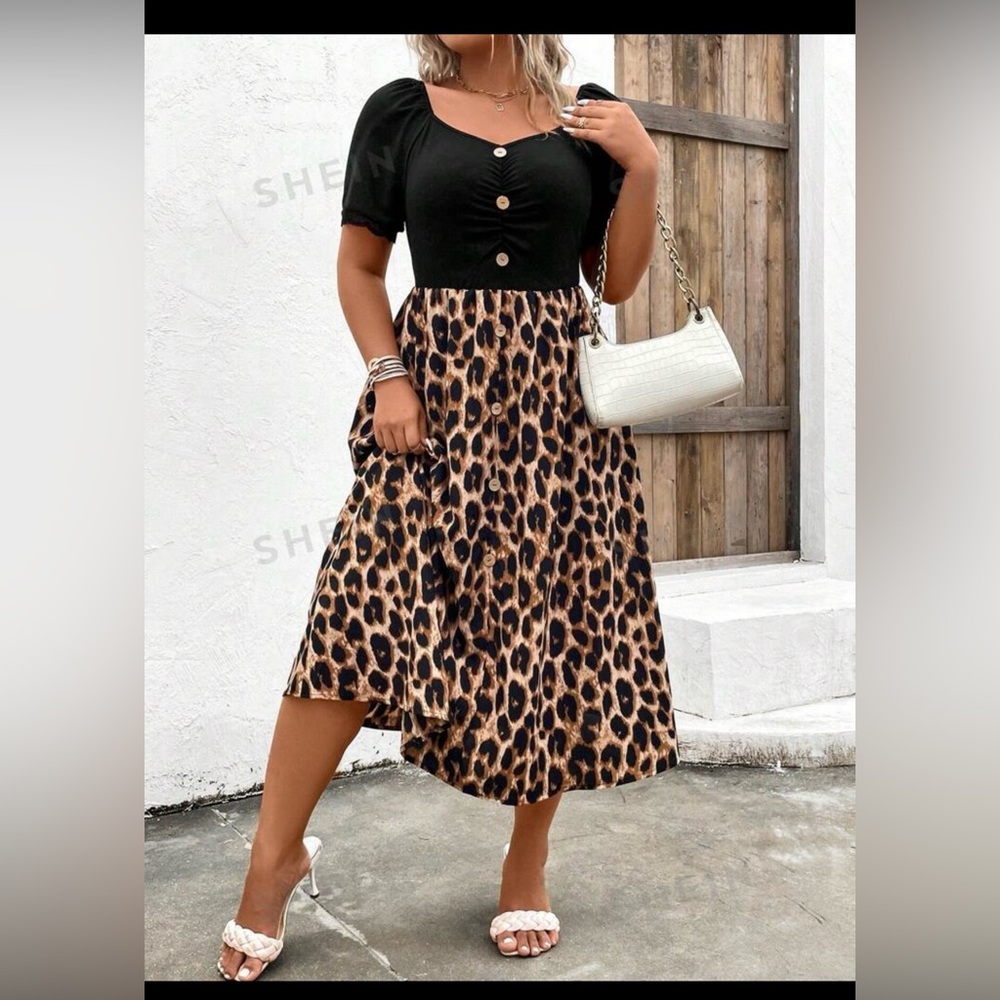SHEIN 22(5XL). Comfortable, never worn but has been washed once.